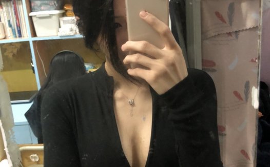 气质长袖显瘦连衣裙法式小众复古包臀赫本裙子