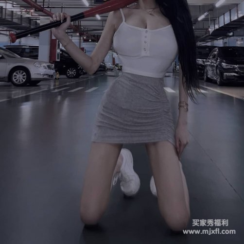 欧美性感低胸修身露脐打底吊带背心 欧美风我喜欢