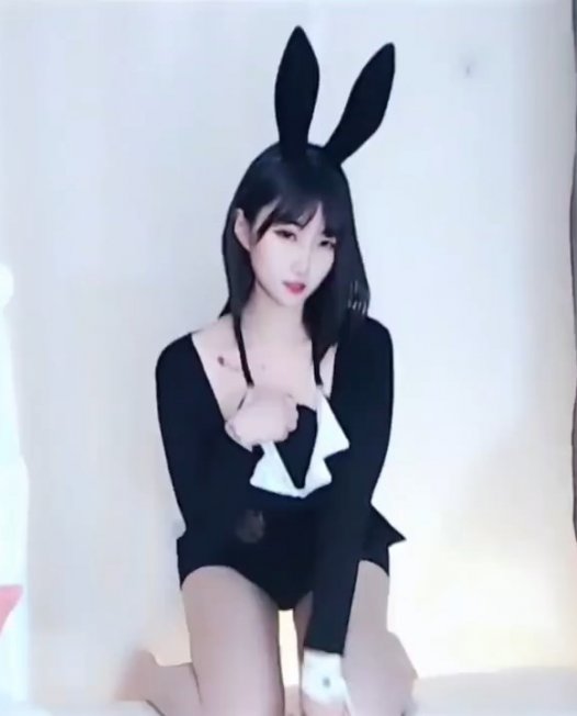 虎牙直播 徐小埋Mia（影娱SD-徐小埋）定制热舞视频合集下载【6P/21V/1.2G】