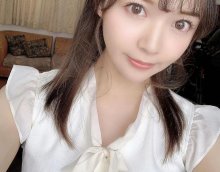 高颜值现役女大学生新人 夏木玲