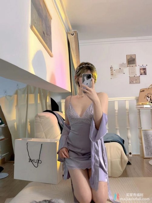 既性感又柔美 上小楼性感睡衣女冰丝新款纯欲蕾丝吊带睡裙