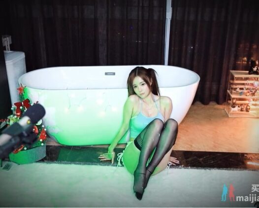 斗鱼 傲娇的喵小八 内部福利群热舞+ASMR 视频合集下载【34V/2.2G】