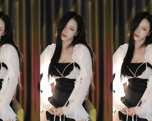 斗鱼 月薇薇吖 2022年7月直播热舞视频合集下载【14V/1.7G】