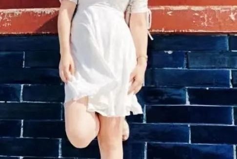 吃瓜！美女处长自爆与11条好汉的故事~