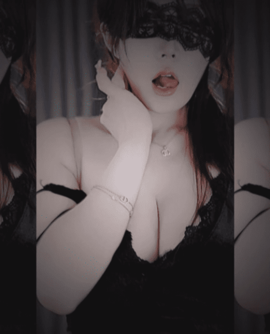 CC直播 鬼鬼 土豪高级群定制热舞视频合集下载【21V/11.1G】