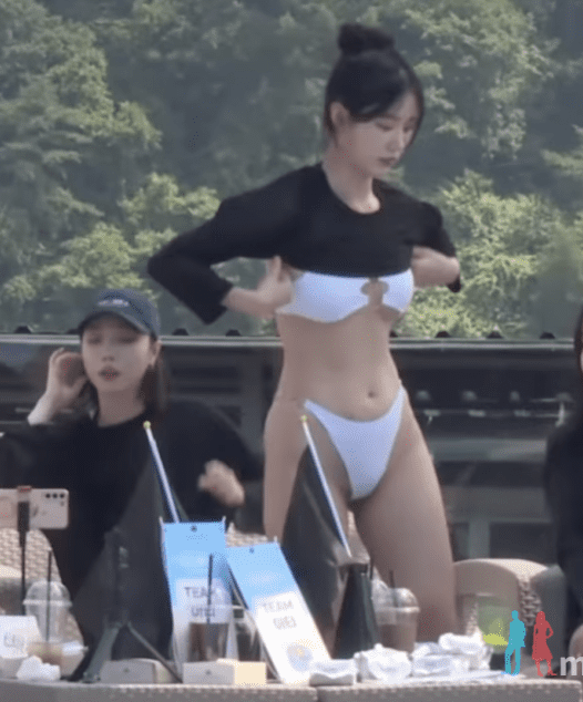 韩国比基尼美女比赛视频完整版【1V/1.4G】