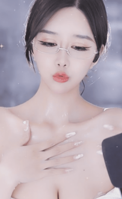 CC直播 小恩雅（话社大乔-小恩雅）美女主播定制热舞福利视频下载（23）【1V/2.7G】