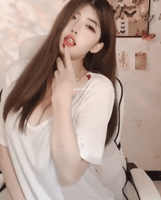 BIGO LIVE 小熊安安是猛男 直播热舞视频合集下载（1）【33V/11.7G】