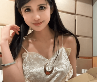 自称“女菩萨”否认骗粉丝钱，狗头萝莉澄清争议，会努力做个好人