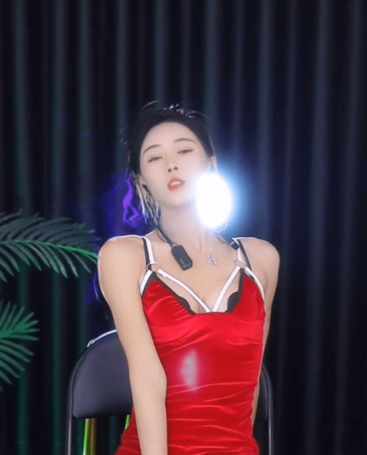 时光主播 茴香 直播热舞视频合集下载（6）【10V/1.8G】