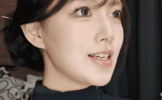 不许叫“老师”！前斗鱼女主播妆容火出圈，新造型酷似岛国女明星