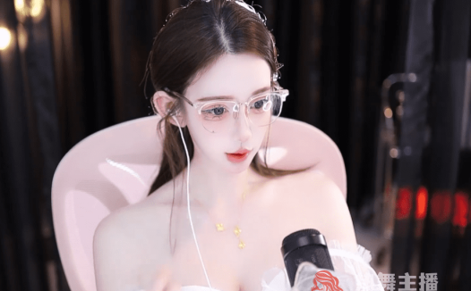 照片会删退钱就行！大哥控诉女主播欺骗，得到回应“钱不退”拉黑