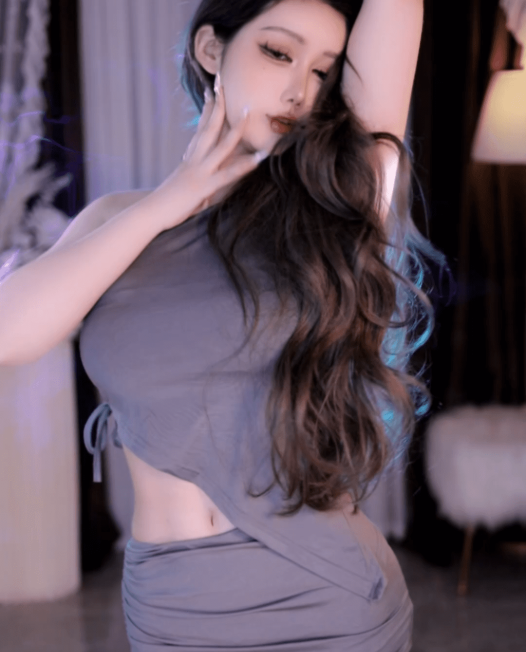 抖音 理理LILI（Yz丶是理理吖）2024年11月-2025年5月直播热舞视频合集下载【78V/18.4G】