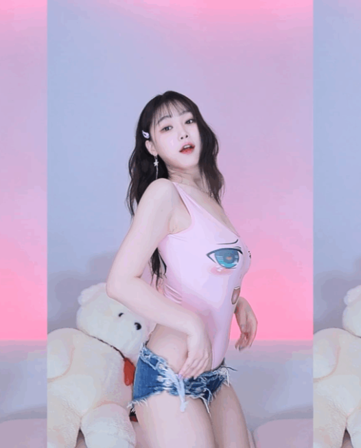 韩国 Sooplive（AfreecaTV）BJ孝卡（BJ효카）2025年5月直播热舞视频合集下载【32V/6G】