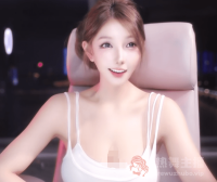 弟弟面试直播运营失败，Minana呀（米娜）自嘲：我就是擦边主播“帮不上忙”