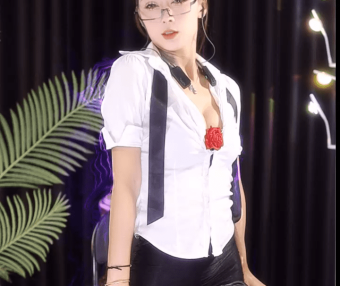 时光主播 茴香 直播热舞视频合集下载（14）【11V/1.1G】
