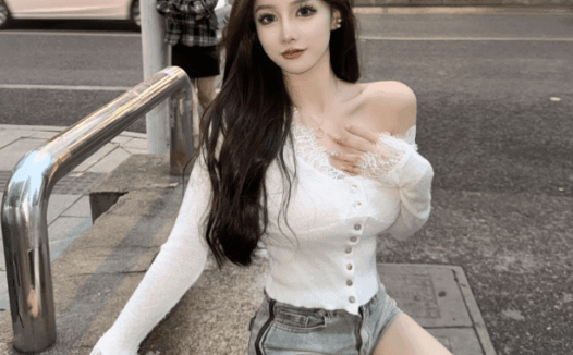 没有工作却有钱花？女主播被怀疑干不当职业，大学靠直播赚生活费
