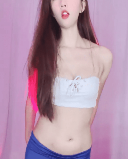 BIGO LIVE 小鲸鱼 直播热舞视频合集下载【11V/643MB】