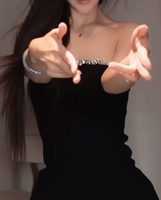 微信视频号 初湫630（原虎牙直播：盛鸽有鱼er）直播热舞视频合集下载（2）【42V/10.1G】