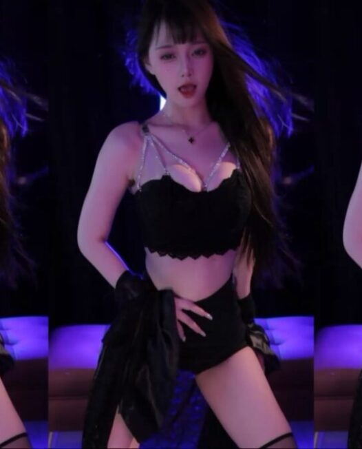 斗鱼 小美佳呀 美女主播精选热舞视频合集下载（2）【29V/3.2G】