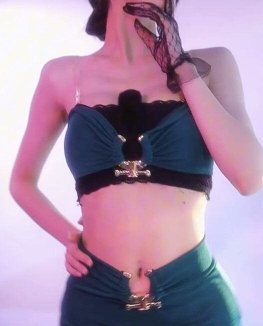 哔哩哔哩（bilibili）热舞主播 小鹿想你y 美女精选热舞视频合集下载（5）【20V/4.7G】