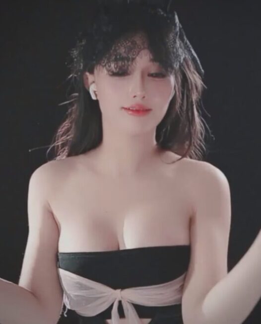 漂漂主播 语珊 美女主播精选直播热舞视频合集下载（8）【20V/3.6G】