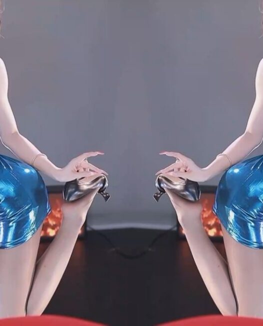 虎牙直播 正恒-桃老师Tyii（正恒-桃一）2025年9月美女主播直播热舞视频合集下载【18V/4.4G】