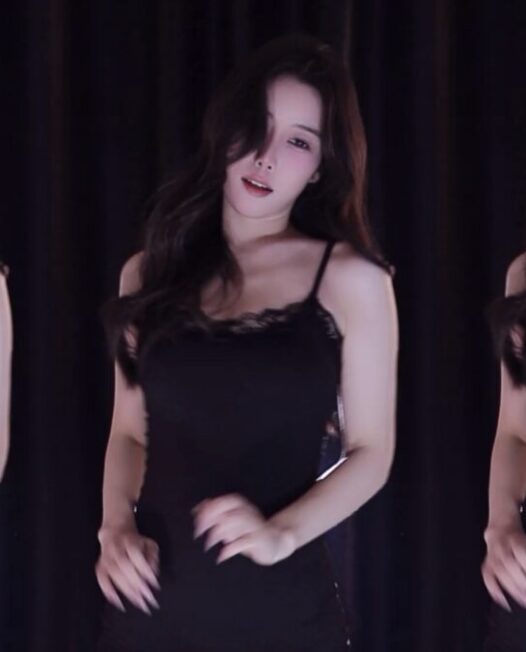 斗鱼 于饵 美女主播精选直播热舞视频合集下载（9）【40V/3.9G】